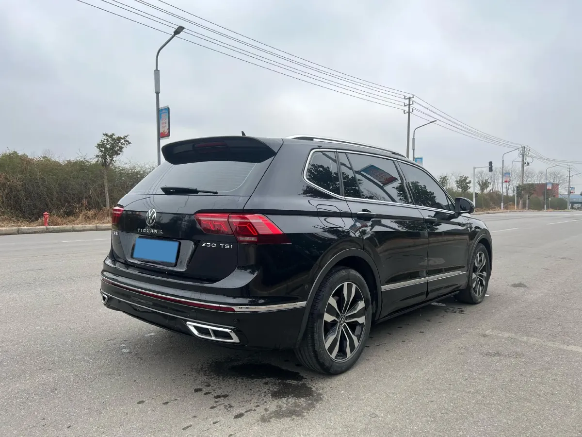 2024 Volkswagen Tiguan L 2.0T 186HP L4 7DCT,autocango,china used car exporter,china ev exporter,chinese used car exporter,chinese used ev exporter