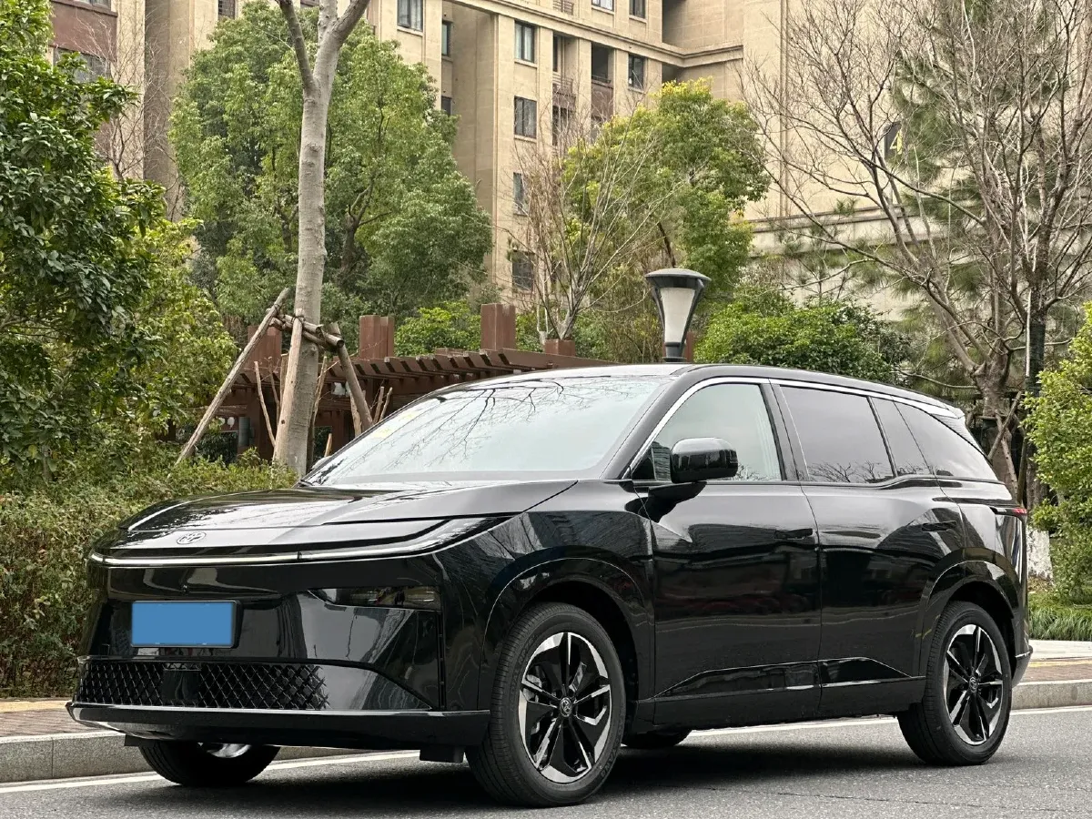 2025 Toyota BZ3X BEV 58.37KWH,autocango,china used car exporter,china ev exporter,chinese used car exporter,chinese used ev exporter