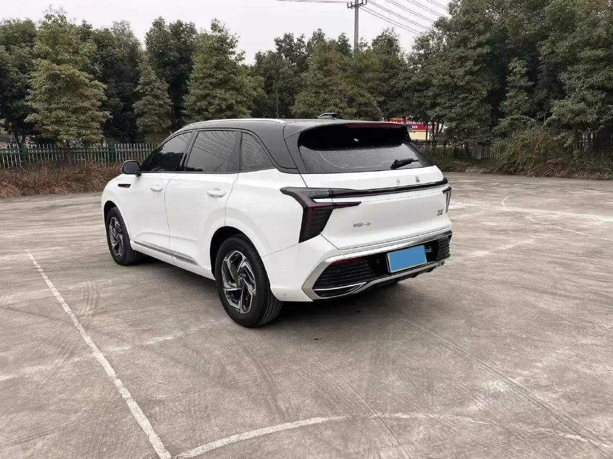 2023 HongQi HS3 1.5T 169HP L4 7DCT,autocango,china used car exporter,china ev exporter,chinese used car exporter,chinese used ev exporter