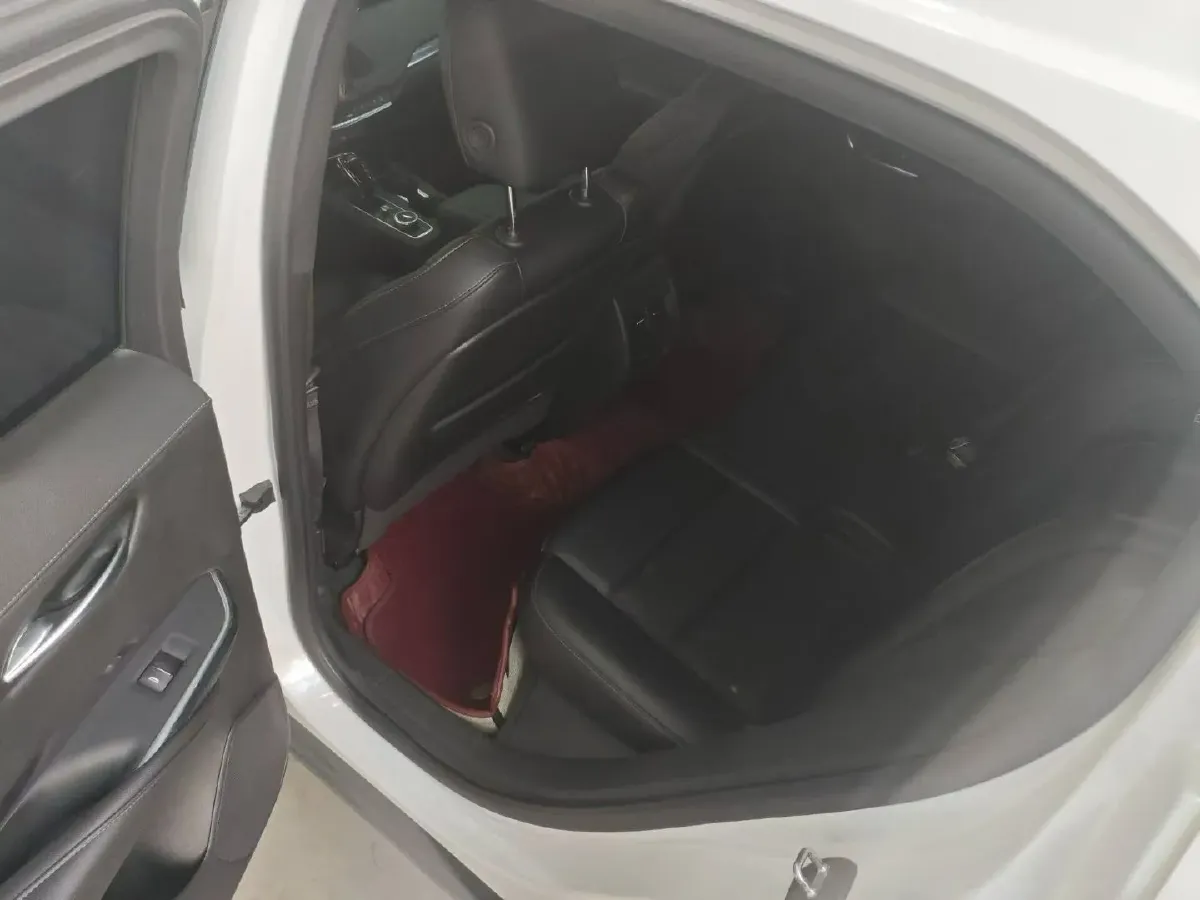 2021 Cadillac XT4 2.0T 237HP L4 9AT,autocango,china used car exporter,china ev exporter,chinese used car exporter,chinese used ev exporter