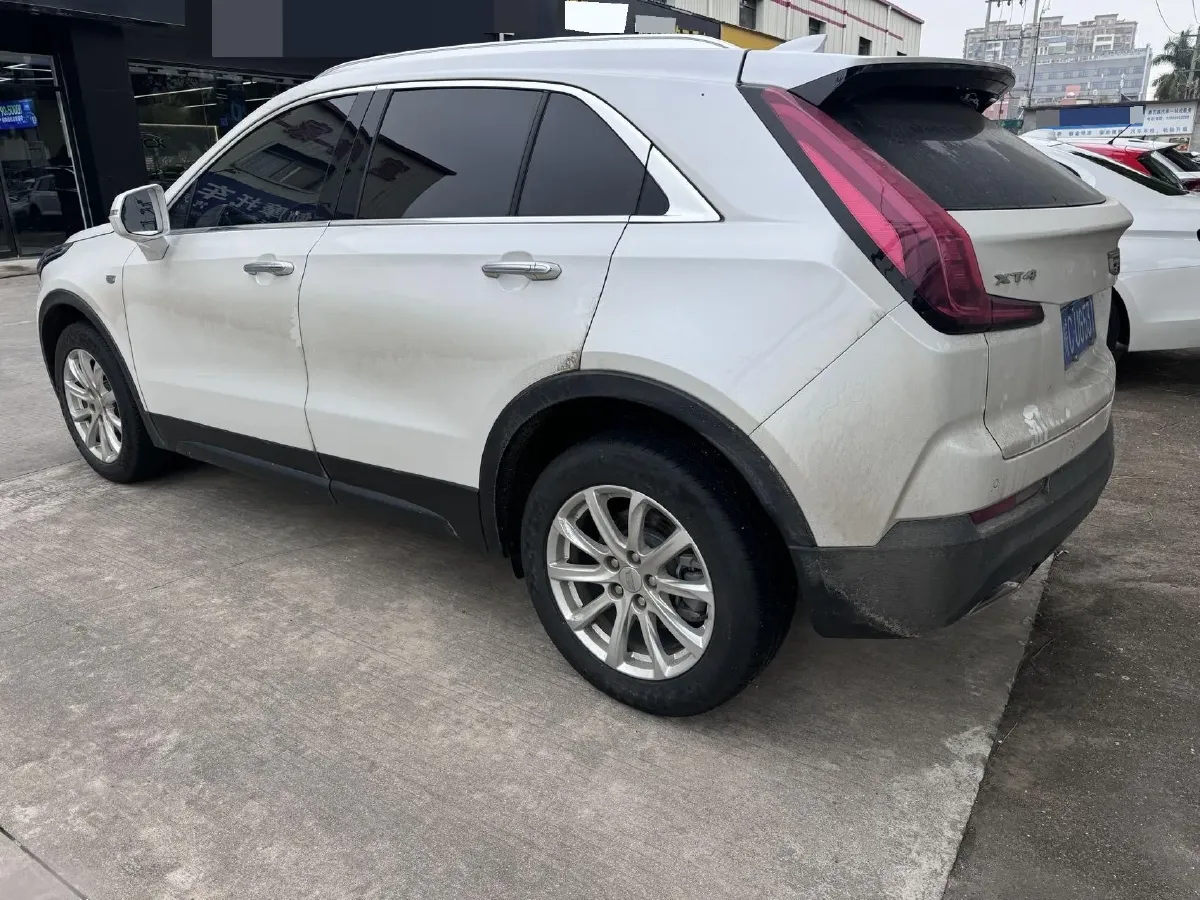 2021 Cadillac XT4 2.0T 237HP L4 9AT,autocango,china used car exporter,china ev exporter,chinese used car exporter,chinese used ev exporter