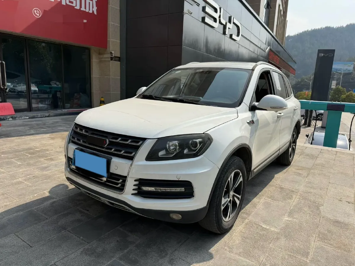 2017 Yema T70 1.5T 150HP L4 5MT,autocango,china used car exporter,china ev exporter,chinese used car exporter,chinese used ev exporter