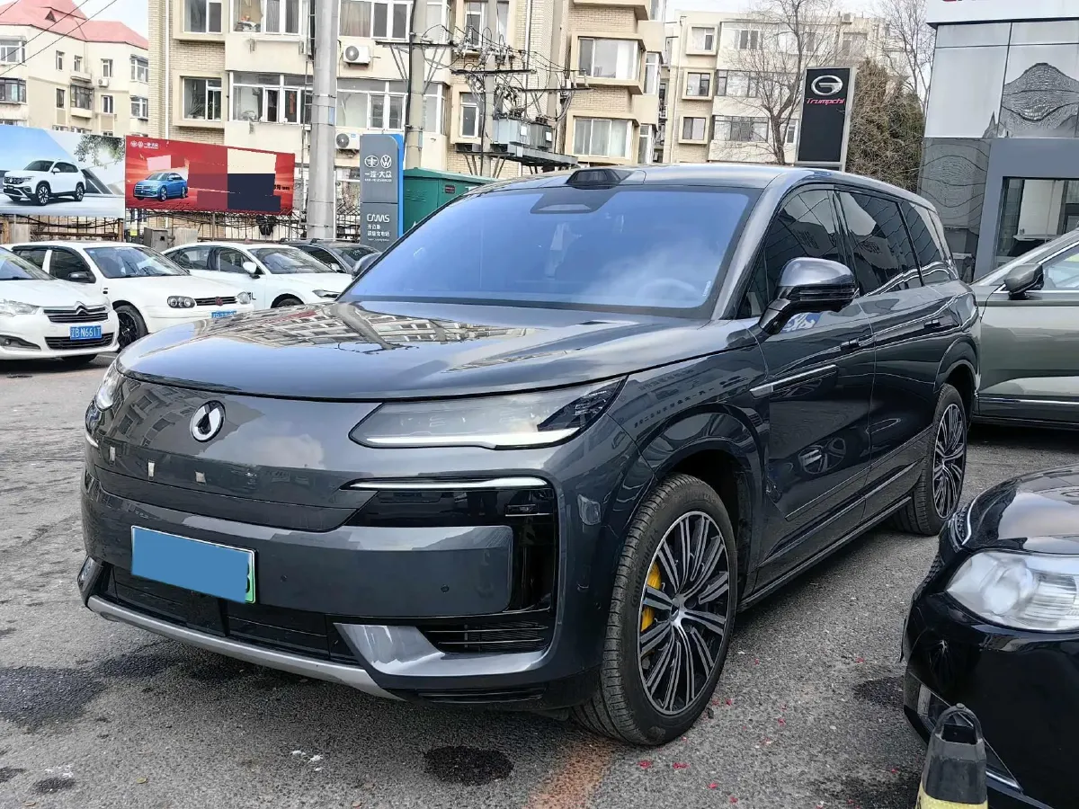 2025 Denza DenzaN9 2.0T 207HP L4 E-CVT PHEV,autocango,china used car exporter,china ev exporter,chinese used car exporter,chinese used ev exporter