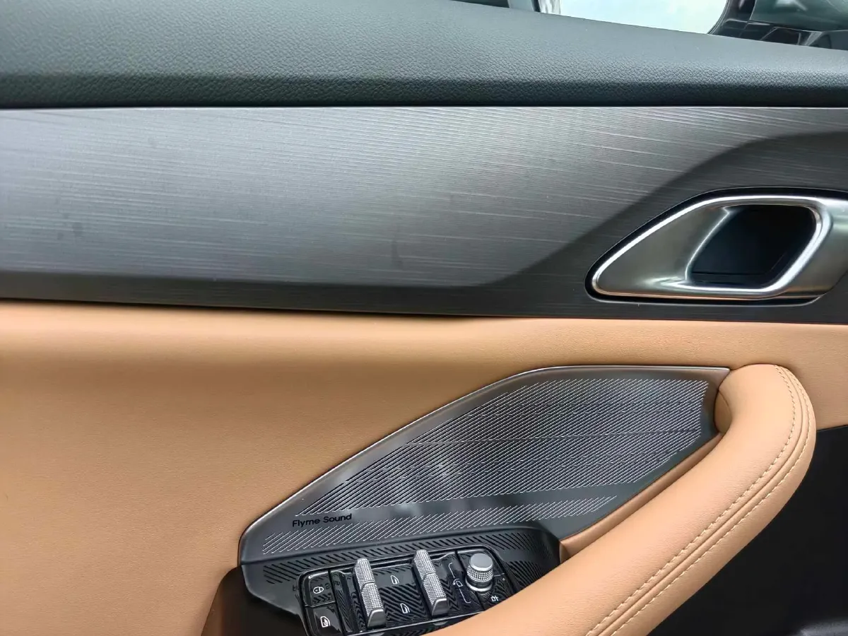 2025 Geely Galaxy A7 1.5L 112HP L4 1DHT PHEV,autocango,china used car exporter,china ev exporter,chinese used car exporter,chinese used ev exporter