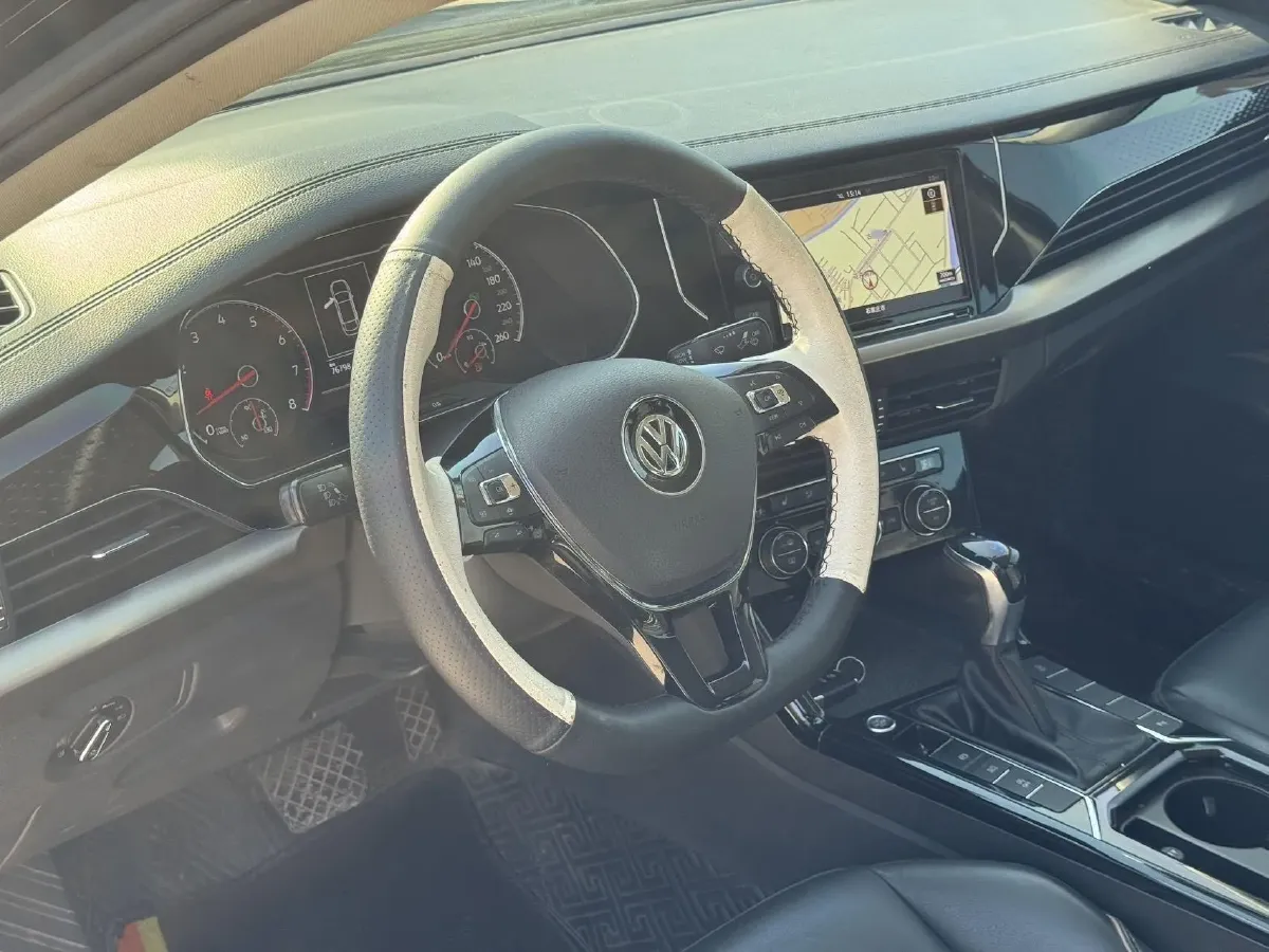 2019 Skoda Kodiak 2.0T 186HP L4 7DCT,autocango,china used car exporter,china ev exporter,chinese used car exporter,chinese used ev exporter