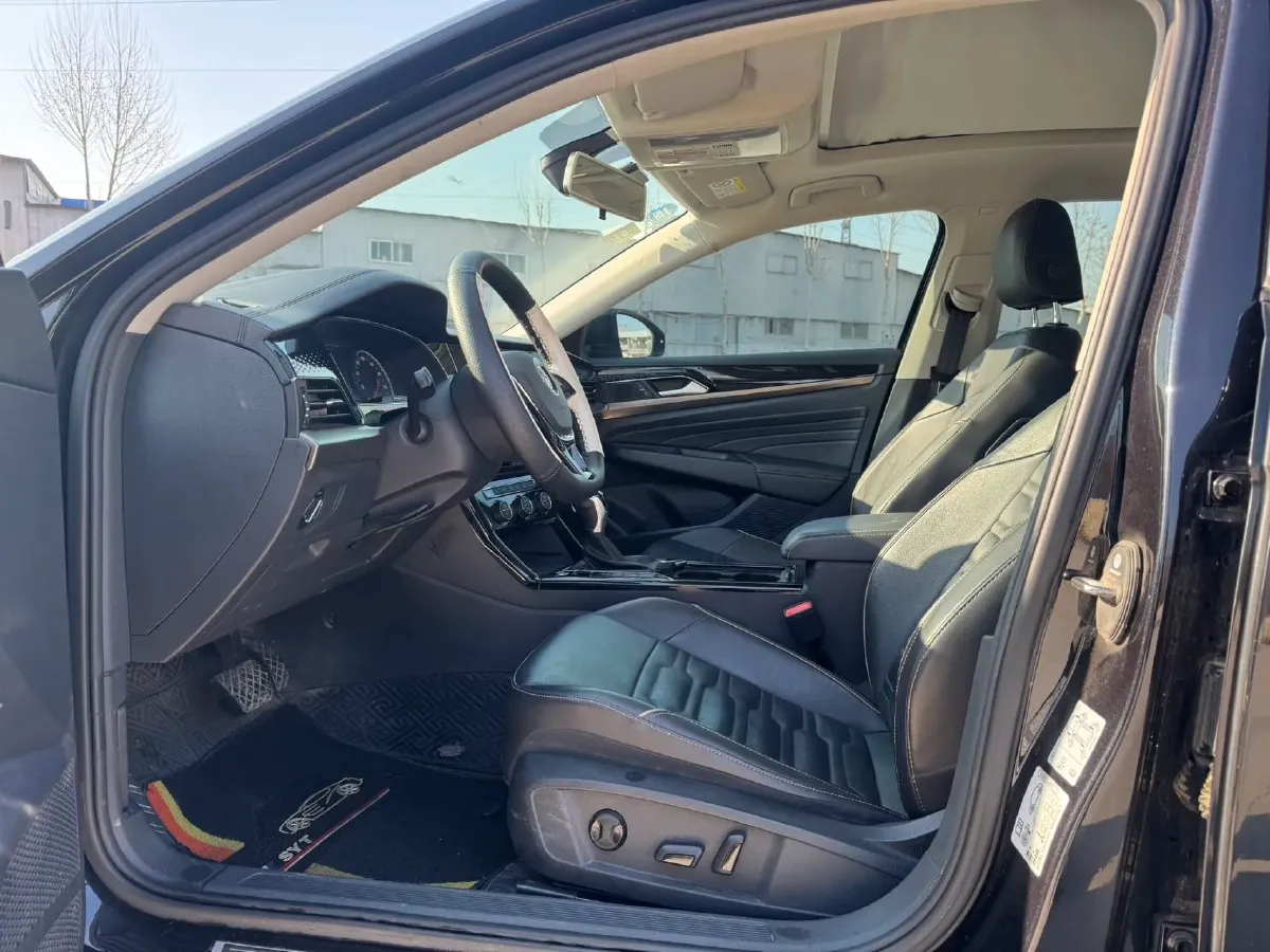 2019 Skoda Kodiak 2.0T 186HP L4 7DCT,autocango,china used car exporter,china ev exporter,chinese used car exporter,chinese used ev exporter