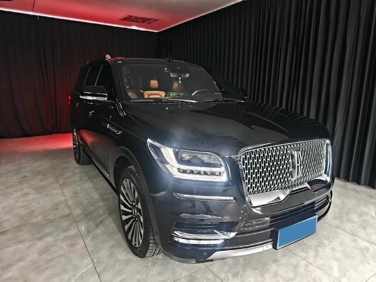 2020 Lincoln Navigator 3.5T 388HP V6 10AT,autocango,china used car exporter,china ev exporter,chinese used car exporter,chinese used ev exporter