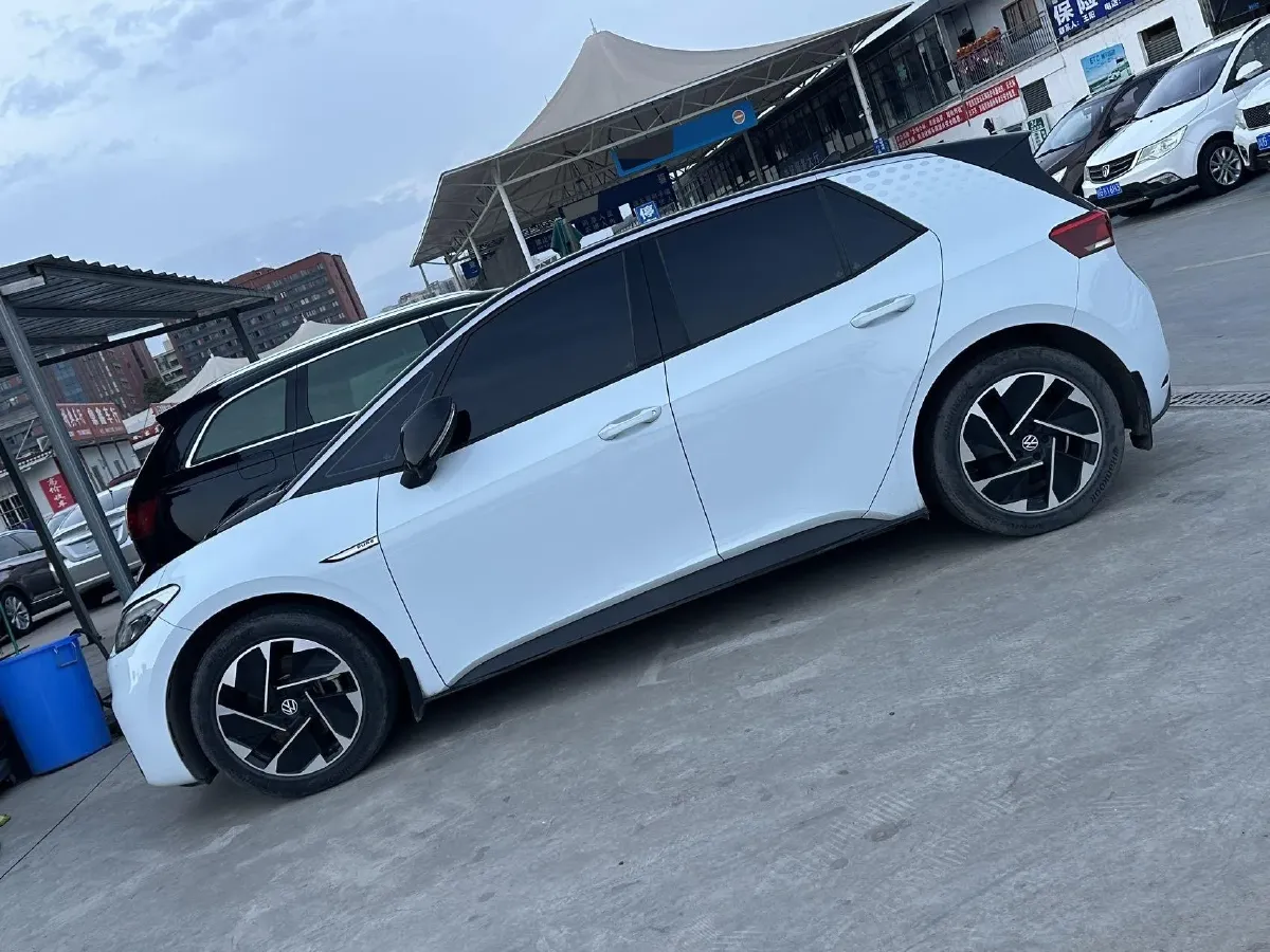 2023 Volkswagen ID.3 BEV 52.8KWH,autocango,china used car exporter,china ev exporter,chinese used car exporter,chinese used ev exporter