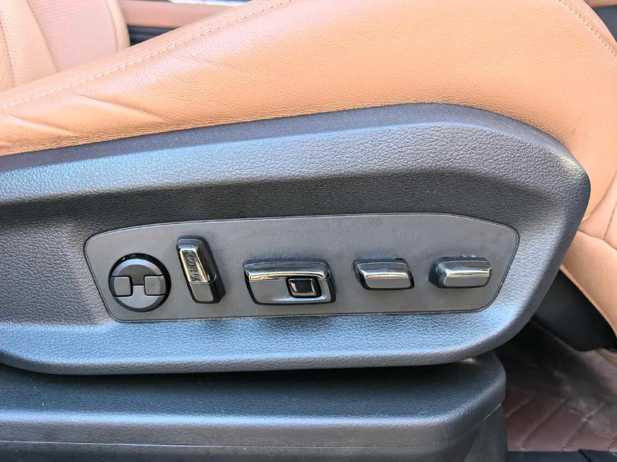 2020 NIO ES8 BEV 100KWH,autocango,china used car exporter,china ev exporter,chinese used car exporter,chinese used ev exporter