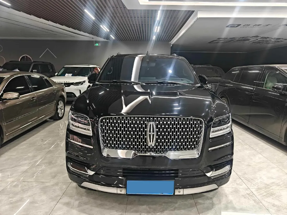 2018 Lincoln Navigator 3.5T 415HP V6 10AT,autocango,china used car exporter,china ev exporter,chinese used car exporter,chinese used ev exporter