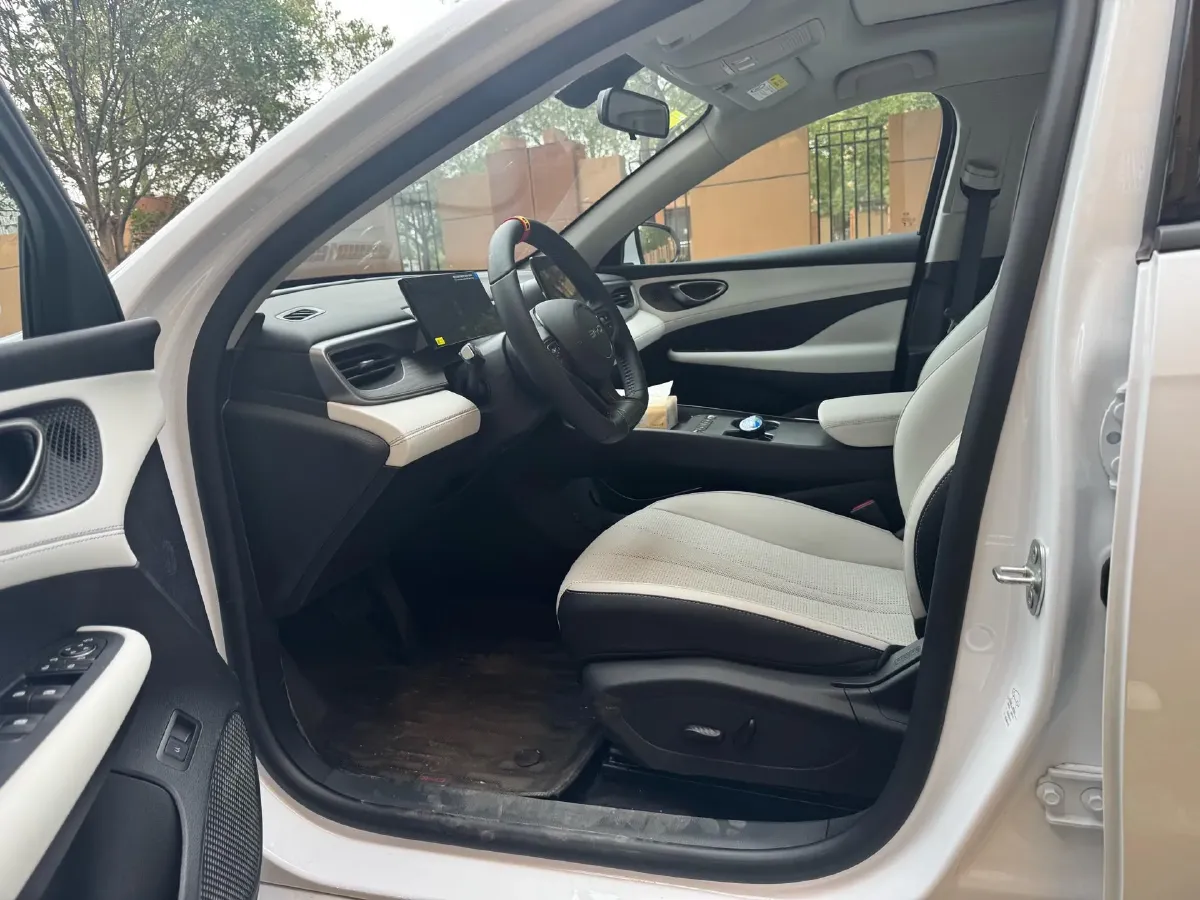 2026 BYD Seal05 DM-i 1.5L 101HP L4 E-CVT PHEV,autocango,china used car exporter,china ev exporter,chinese used car exporter,chinese used ev exporter