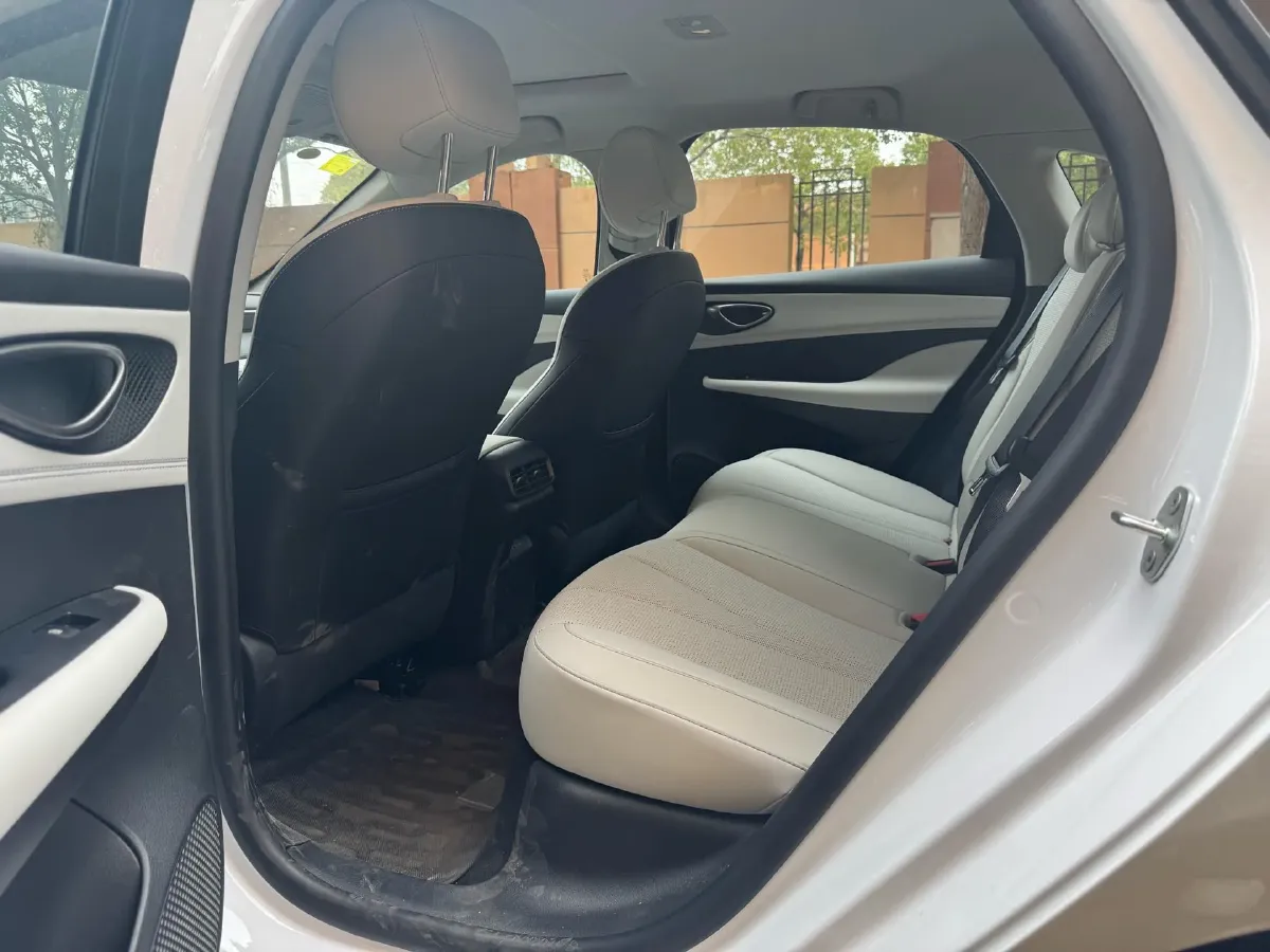 2026 BYD Seal05 DM-i 1.5L 101HP L4 E-CVT PHEV,autocango,china used car exporter,china ev exporter,chinese used car exporter,chinese used ev exporter