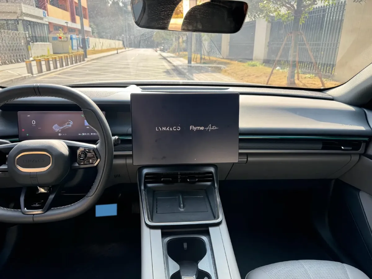 2024 LYNK&CO 01 2.0T 254HP L4 8AT,autocango,china used car exporter,china ev exporter,chinese used car exporter,chinese used ev exporter