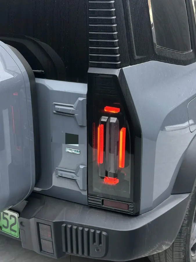 2024 Jetour ShanHai TravellerC-DM 1.5T 156HP L4 3DHT PHEV 43.24KWH,autocango,china used car exporter,china ev exporter,chinese used car exporter,chinese used ev exporter