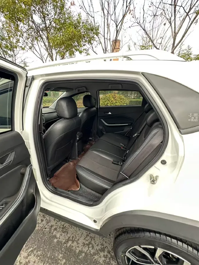 2018 Chery Tiggo 3x 1.5L 106HP L4 5MT,autocango,china used car exporter,china ev exporter,chinese used car exporter,chinese used ev exporter