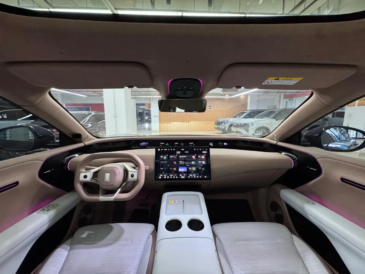 2024 Avatr 07 1.5T 156HP L4 REEV 39.05KWH,autocango,china used car exporter,china ev exporter,chinese used car exporter,chinese used ev exporter