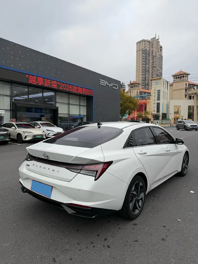 2021 Hyundai Elantra 1.5L 115HP L4 CVT,autocango,china used car exporter,china ev exporter,chinese used car exporter,chinese used ev exporter