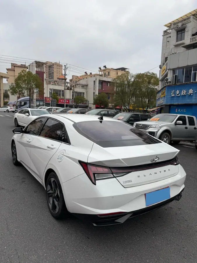 2021 Hyundai Elantra 1.5L 115HP L4 CVT,autocango,china used car exporter,china ev exporter,chinese used car exporter,chinese used ev exporter