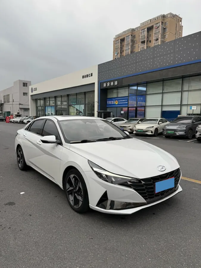 2021 Hyundai Elantra 1.5L 115HP L4 CVT,autocango,china used car exporter,china ev exporter,chinese used car exporter,chinese used ev exporter