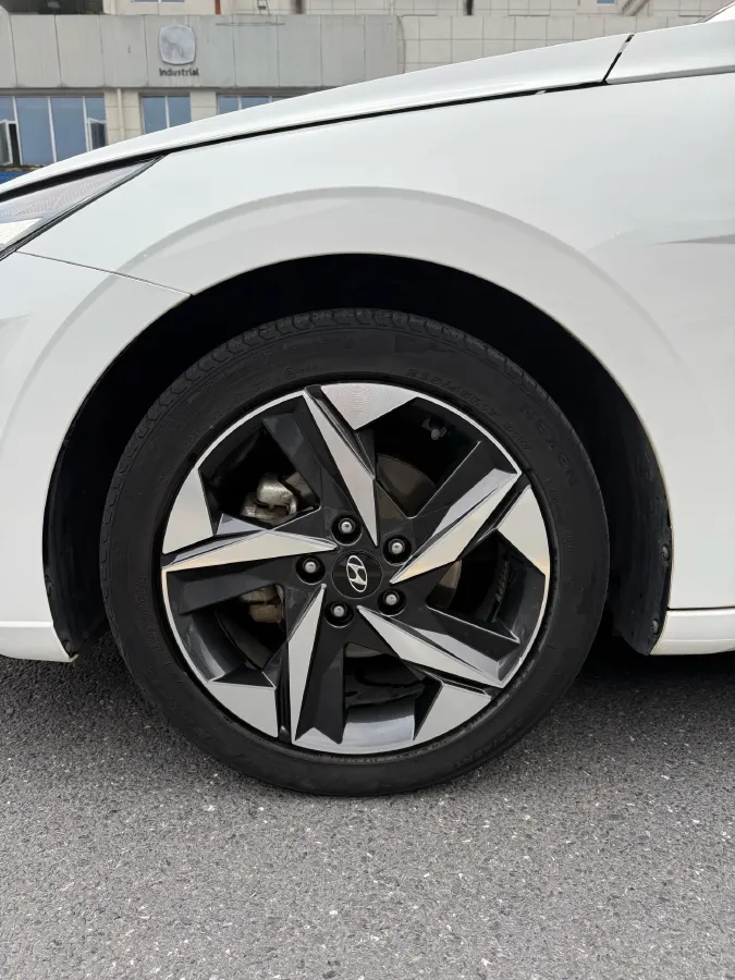 2021 Hyundai Elantra 1.5L 115HP L4 CVT,autocango,china used car exporter,china ev exporter,chinese used car exporter,chinese used ev exporter