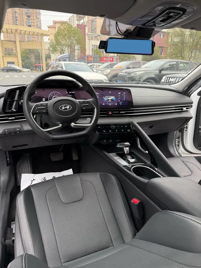 2021 Hyundai Elantra 1.5L 115HP L4 CVT,autocango,china used car exporter,china ev exporter,chinese used car exporter,chinese used ev exporter