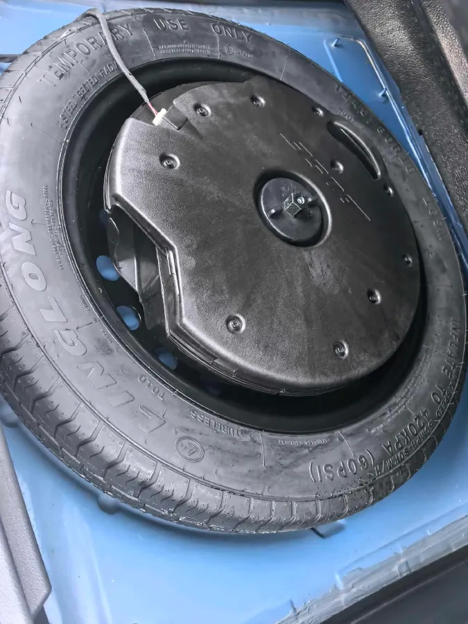 2022 HongQi HS5 2.0T 224HP L4 6AT,autocango,china used car exporter,china ev exporter,chinese used car exporter,chinese used ev exporter