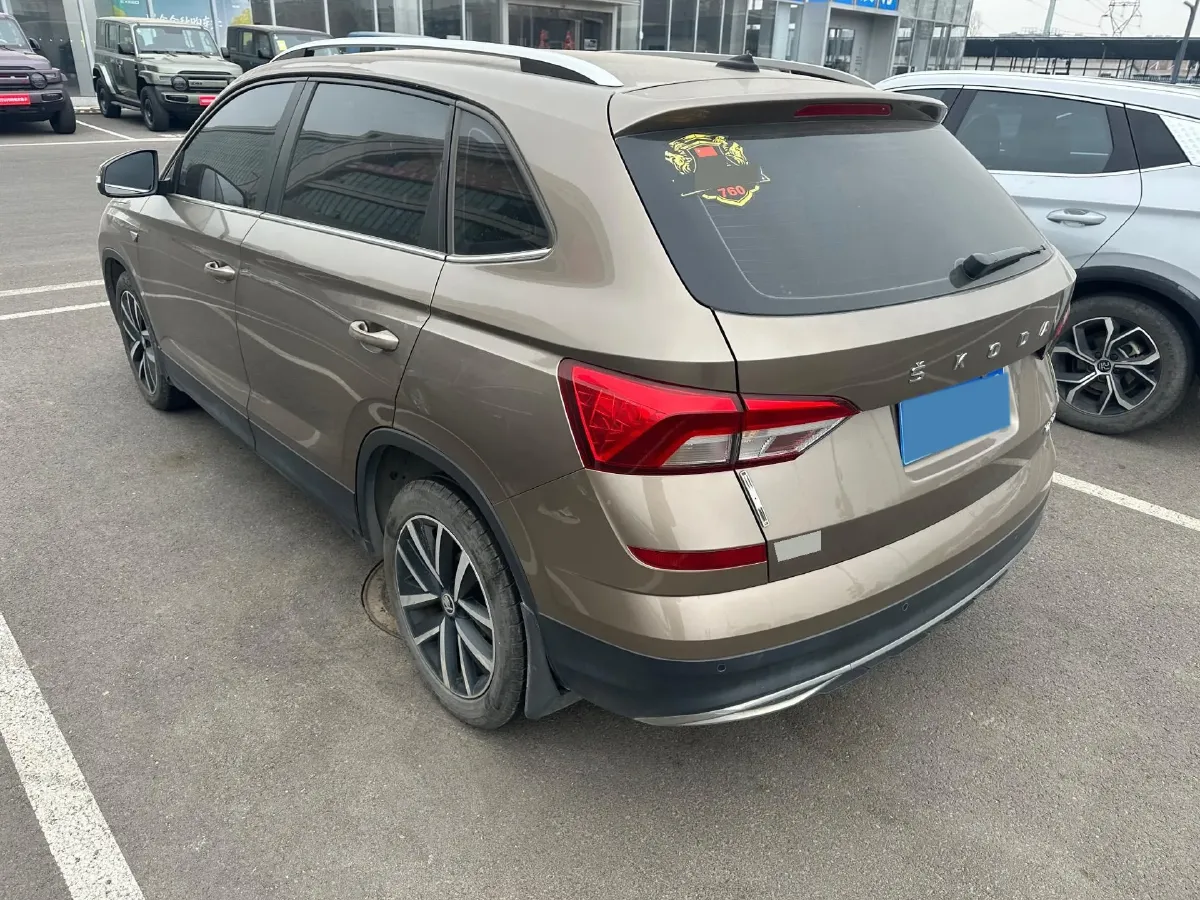2020 Skoda Kamiq 1.5L 112HP L4 6AT,autocango,china used car exporter,china ev exporter,chinese used car exporter,chinese used ev exporter