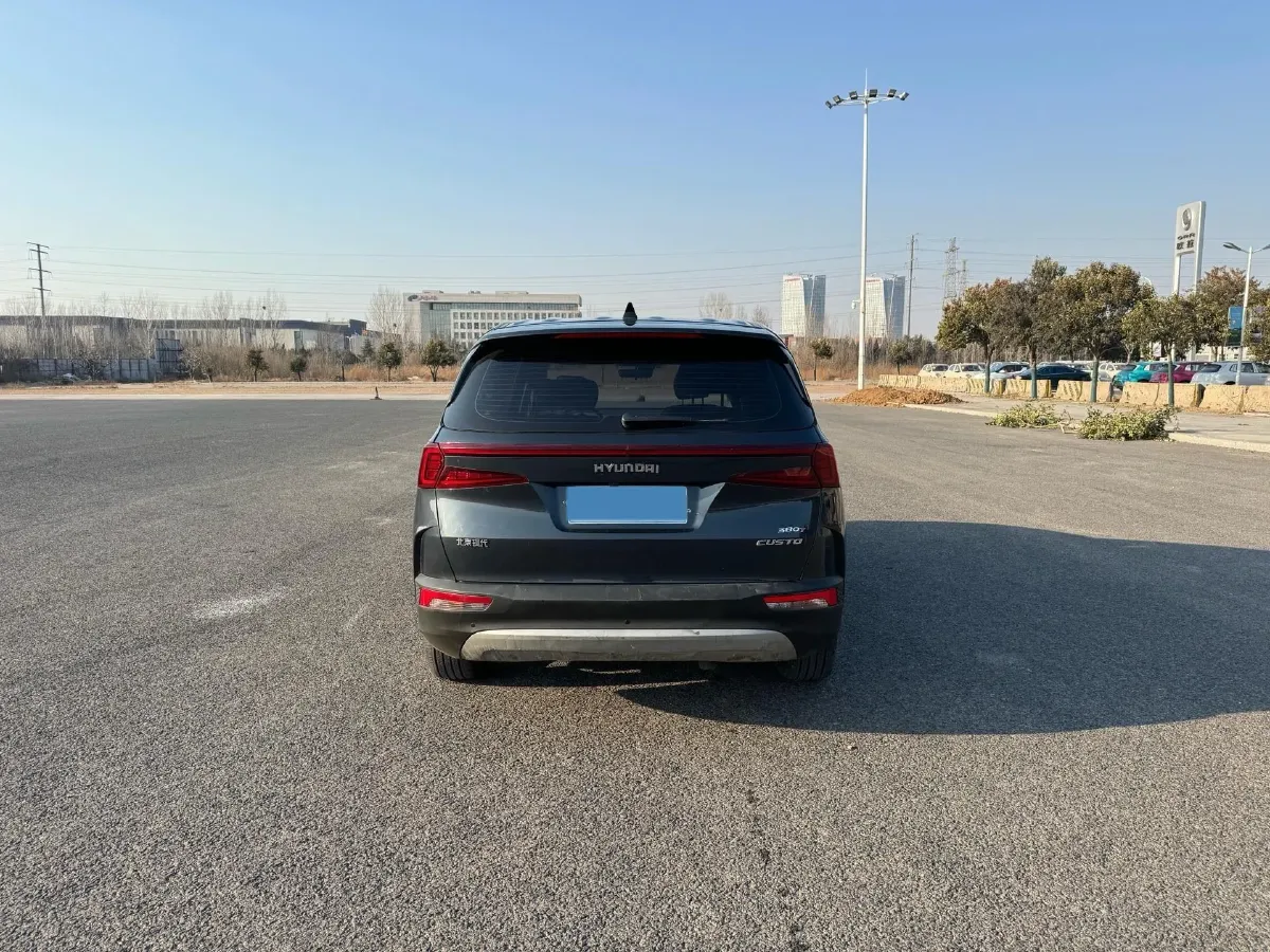 2021 Hyundai Custo 2.0T 236HP L4 8AT,autocango,china used car exporter,china ev exporter,chinese used car exporter,chinese used ev exporter