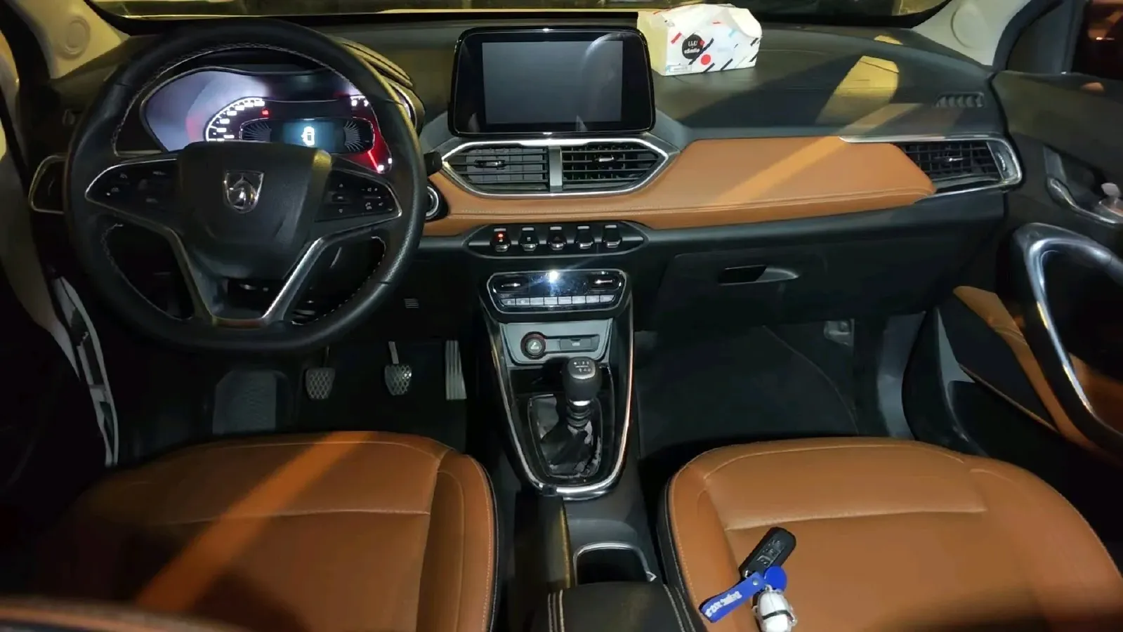 2017 BaoJun 510 1.5L 112HP L4 6MT,autocango,china used car exporter,china ev exporter,chinese used car exporter,chinese used ev exporter