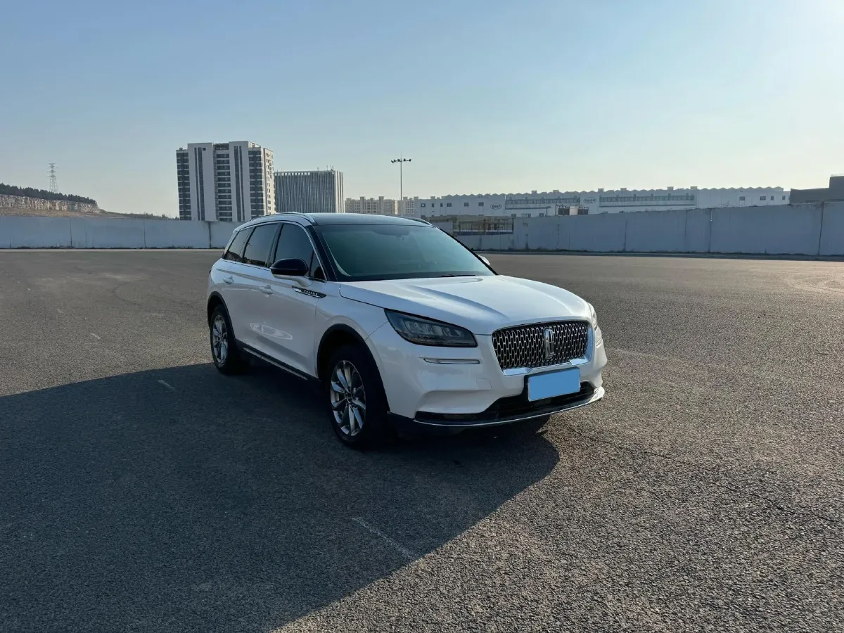 2020 Lincoln Corsair 2.0T 245HP L4 8AT,autocango,china used car exporter,china ev exporter,chinese used car exporter,chinese used ev exporter