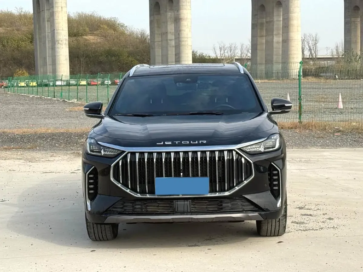2023 Jetour X70 Plus 1.6T 197HP L4 7DCT,autocango,china used car exporter,china ev exporter,chinese used car exporter,chinese used ev exporter