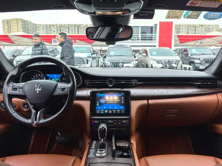 2018 Maserati Quattroporte 3.0T 350HP V6 8AT,autocango,china used car exporter,china ev exporter,chinese used car exporter,chinese used ev exporter