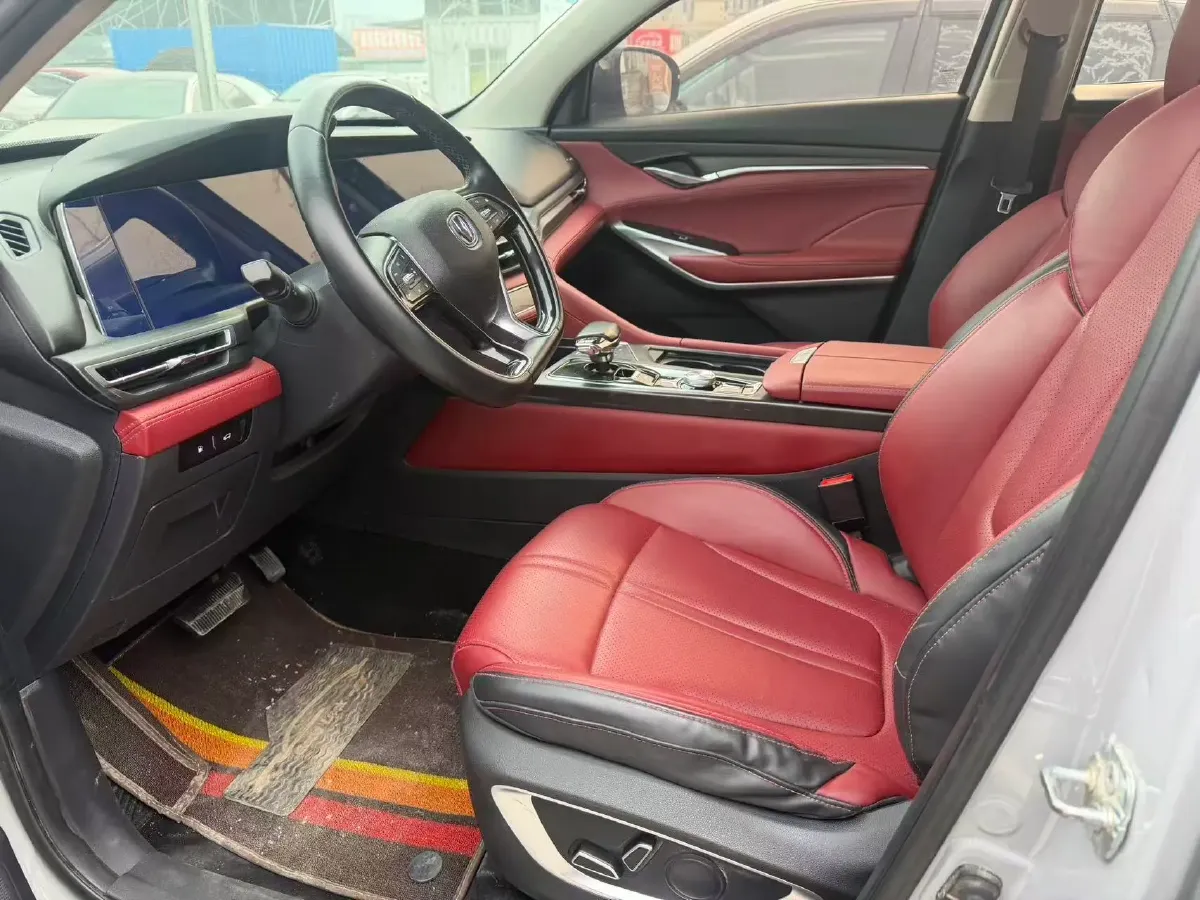 2020 ChangAn CS75 Plus 2.0T 233HP L4 8AT,autocango,china used car exporter,china ev exporter,chinese used car exporter,chinese used ev exporter