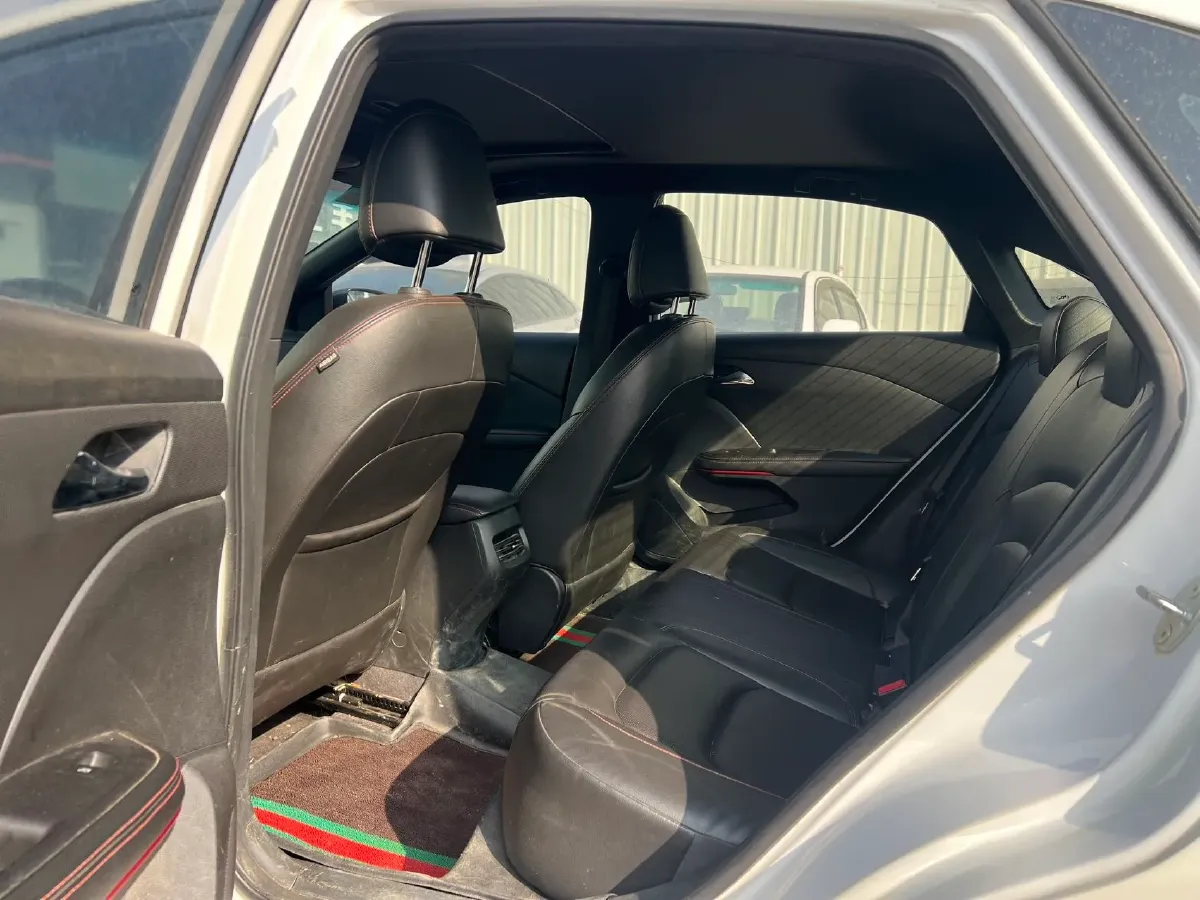 2019 Chevrolet Monza 1.3T 163HP L3 6AT,autocango,china used car exporter,china ev exporter,chinese used car exporter,chinese used ev exporter