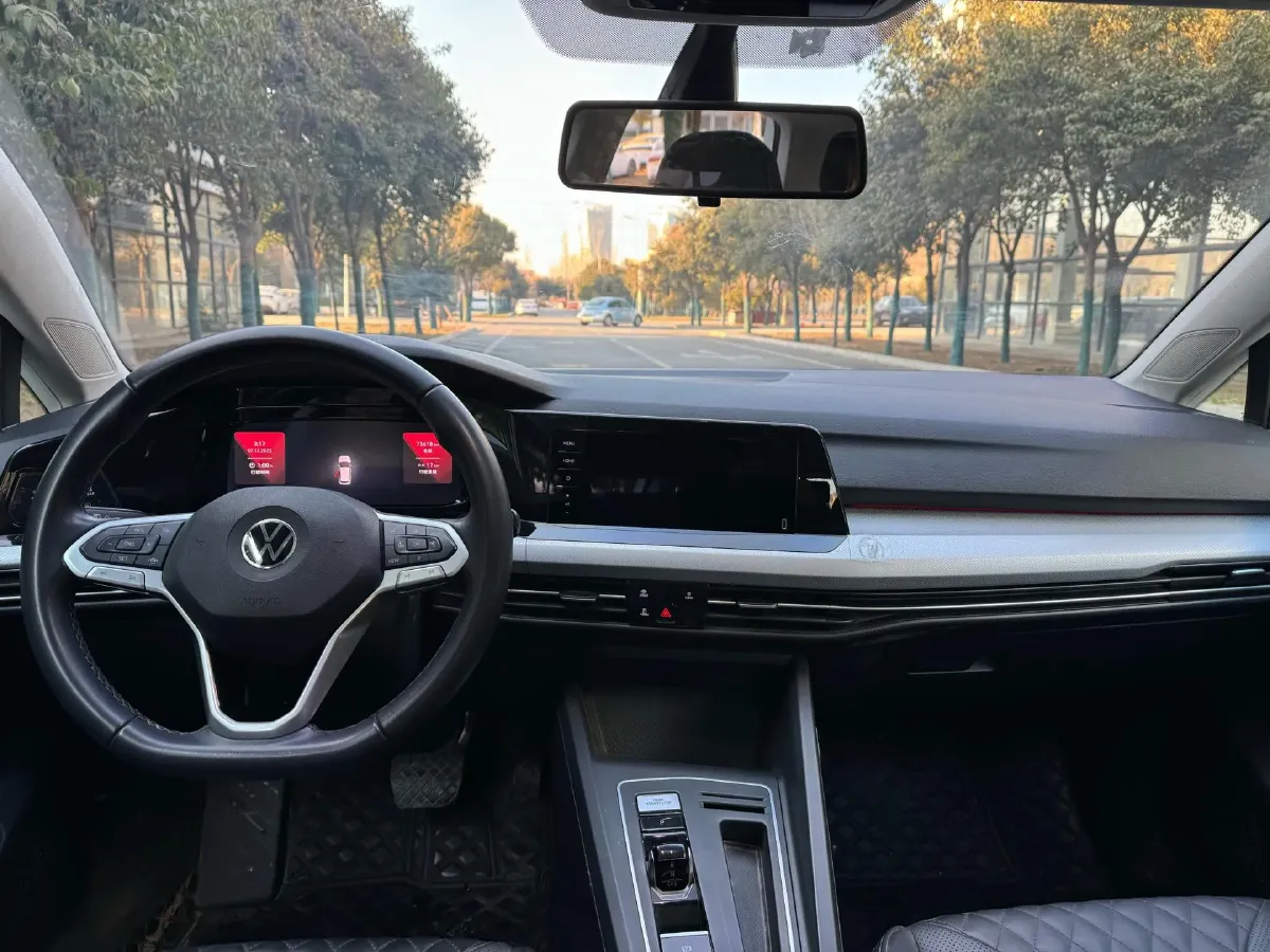 2021 Volkswagen Golf 1.4T 150HP L4 7DCT,autocango,china used car exporter,china ev exporter,chinese used car exporter,chinese used ev exporter