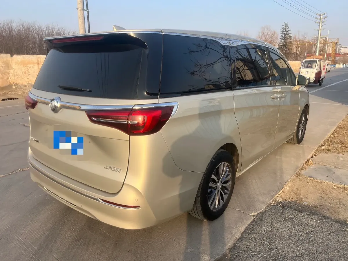 2022 Buick GL8 2.0T 237HP L4 9AT,autocango,china used car exporter,china ev exporter,chinese used car exporter,chinese used ev exporter