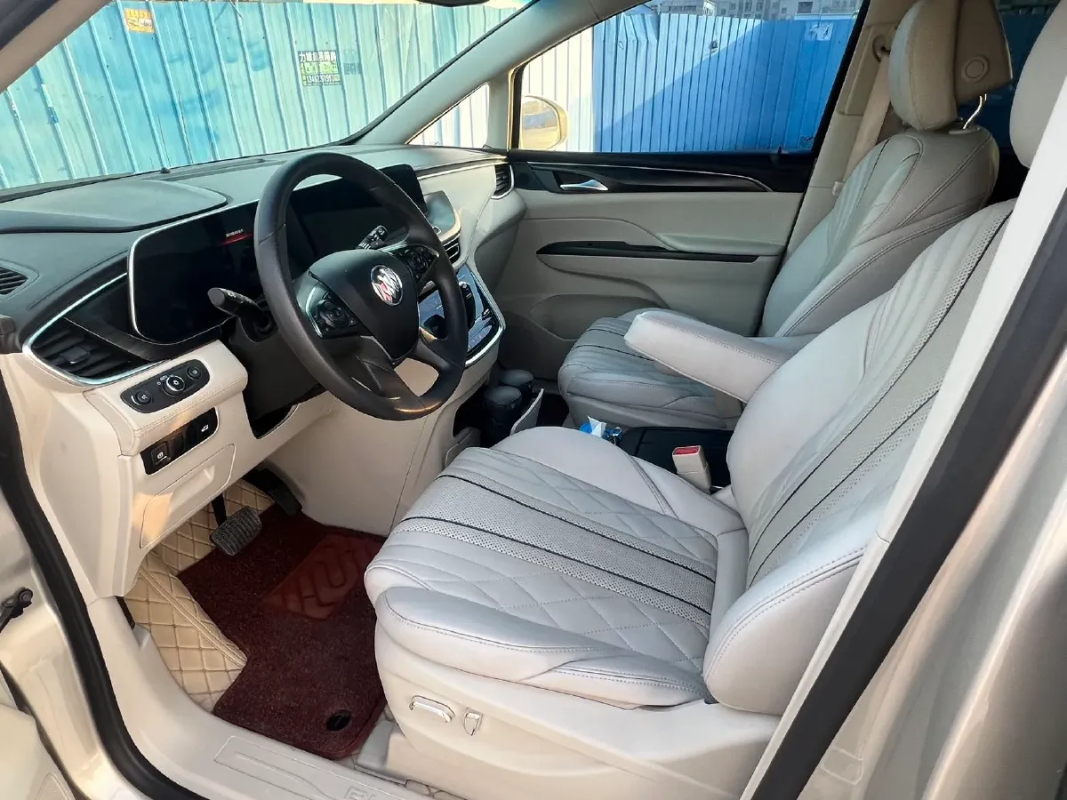 2022 Buick GL8 2.0T 237HP L4 9AT,autocango,china used car exporter,china ev exporter,chinese used car exporter,chinese used ev exporter