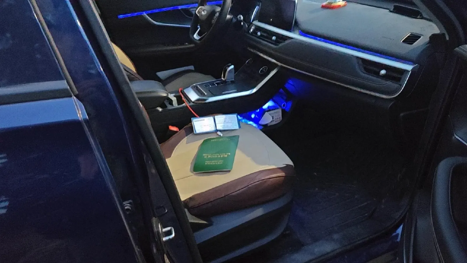 2020 Chery Tiggo 8 1.6T 197HP L4 7DCT,autocango,china used car exporter,china ev exporter,chinese used car exporter,chinese used ev exporter