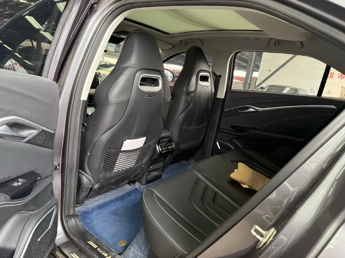 2022 MAXUS T70 2.0T 163HP L4 6AT,autocango,china used car exporter,china ev exporter,chinese used car exporter,chinese used ev exporter