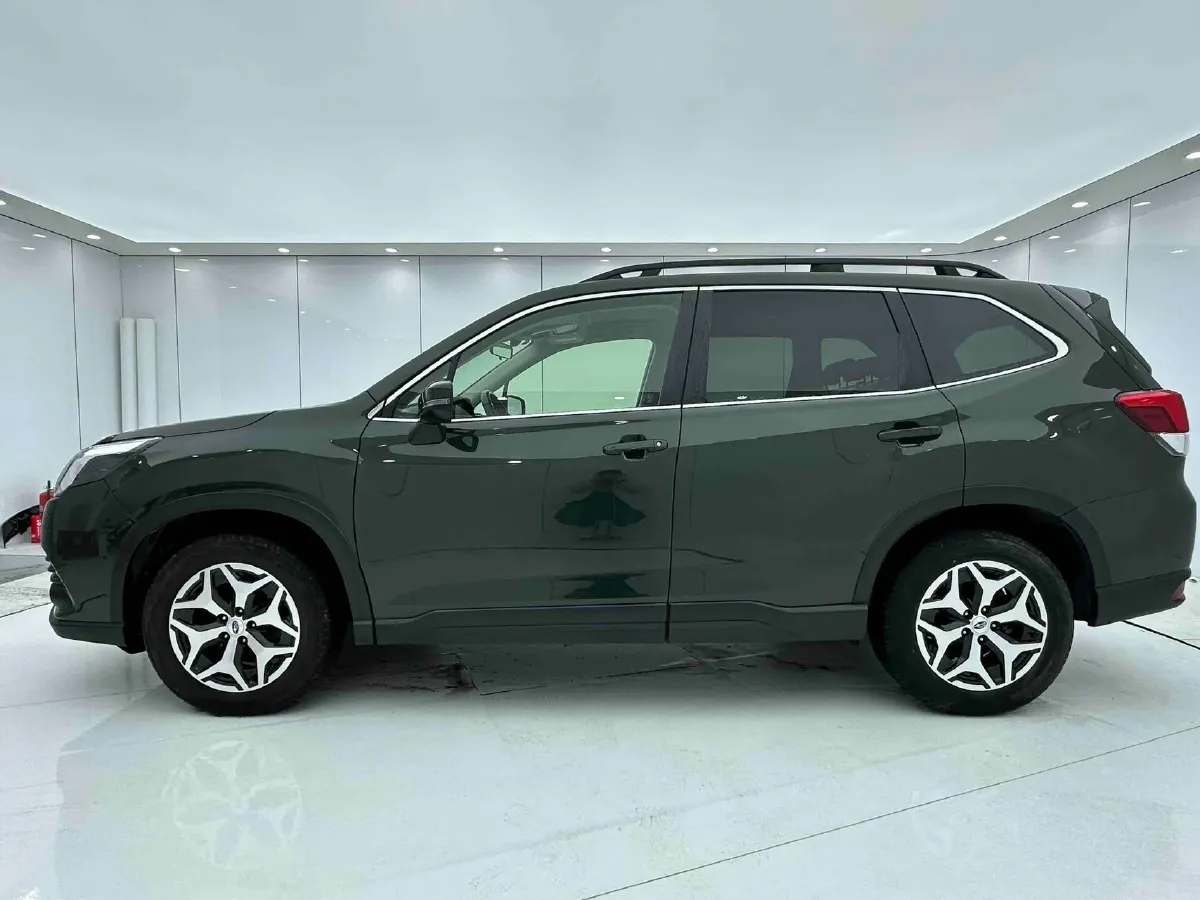 2022 Subaru Forester 2.0L 154HP H4 CVT,autocango,china used car exporter,china ev exporter,chinese used car exporter,chinese used ev exporter