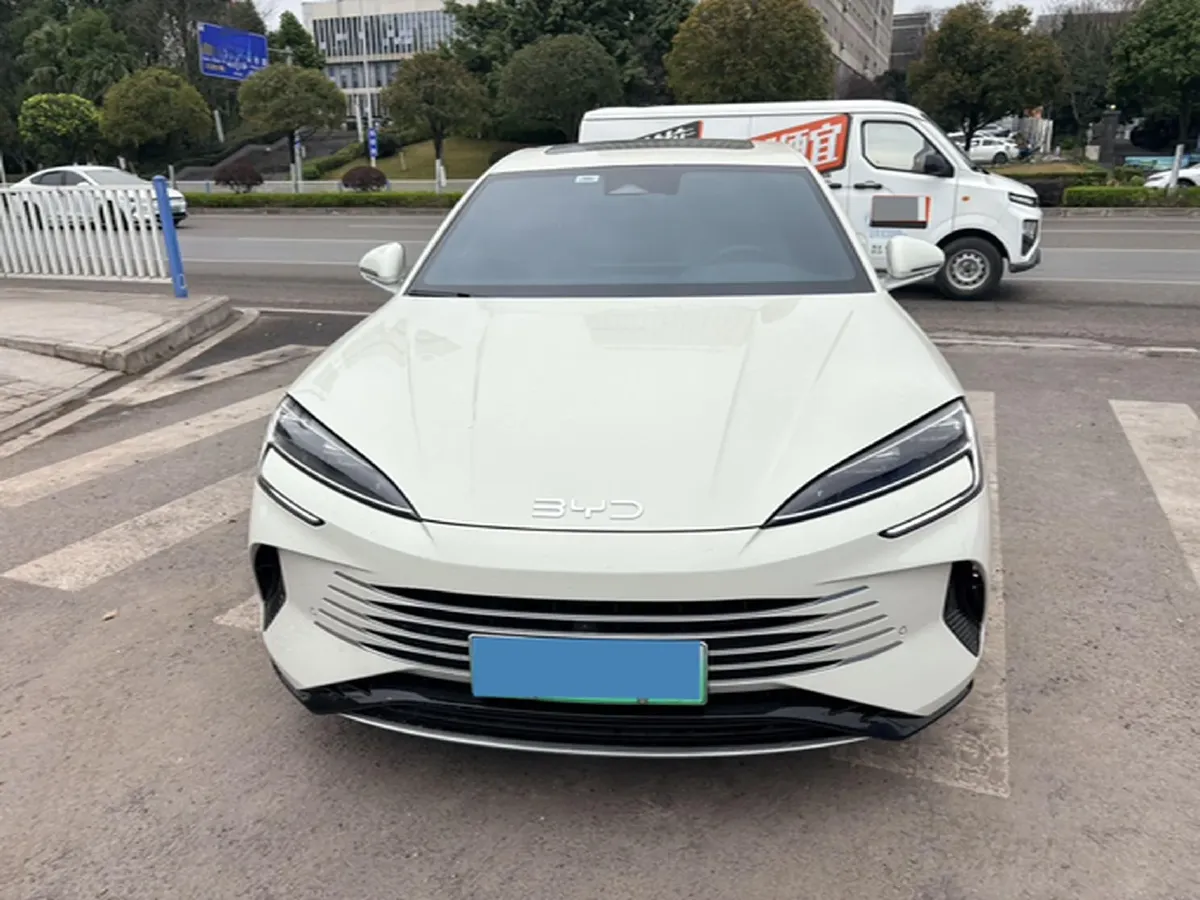 2024 BYD Seal 1.5L 110HP L4 E-CVT PHEV 17.6KWH,autocango,china used car exporter,china ev exporter,chinese used car exporter,chinese used ev exporter