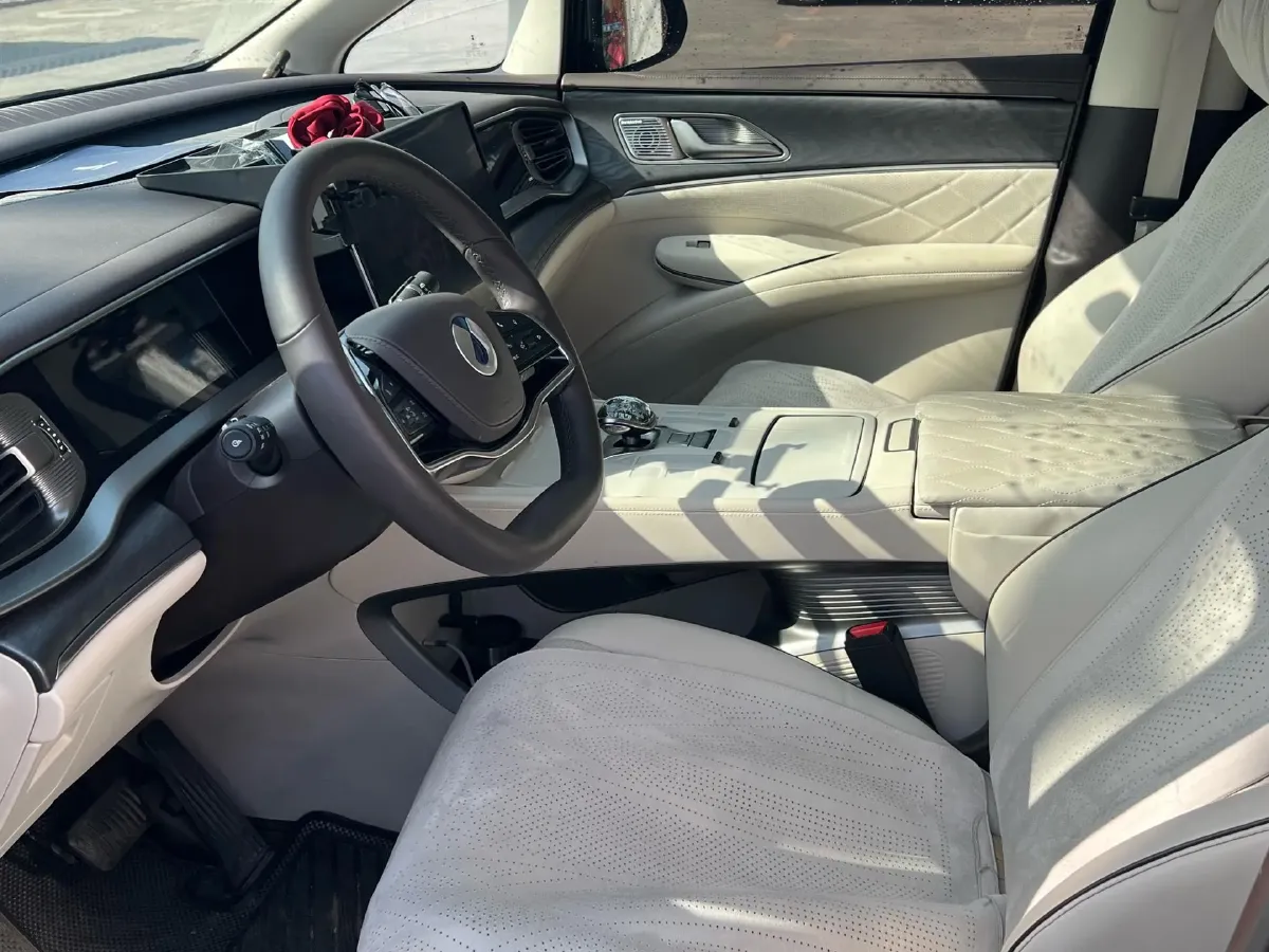 2024 Denza D9 1.5T 139HP L4 E-CVT PHEV 40KWH,autocango,china used car exporter,china ev exporter,chinese used car exporter,chinese used ev exporter