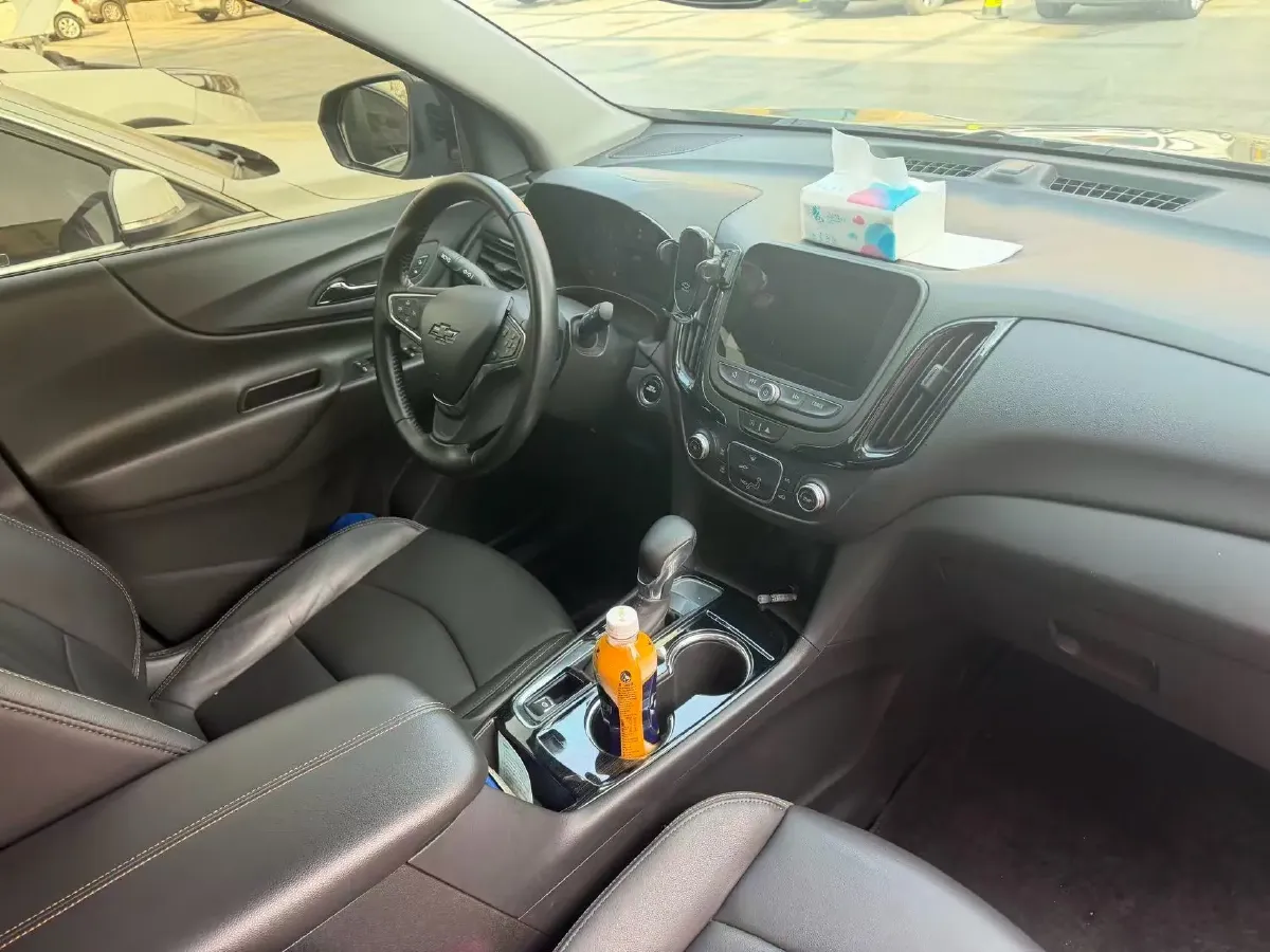 2021 Chevrolet Equinox 1.5T 169HP L4 6AT,autocango,china used car exporter,china ev exporter,chinese used car exporter,chinese used ev exporter