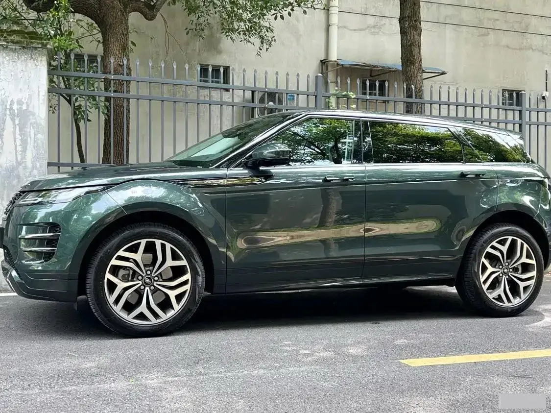 2024 Land Rover Range Rover Evoque 2.0T 249HP L4 9AT,autocango,china used car exporter,china ev exporter,chinese used car exporter,chinese used ev exporter