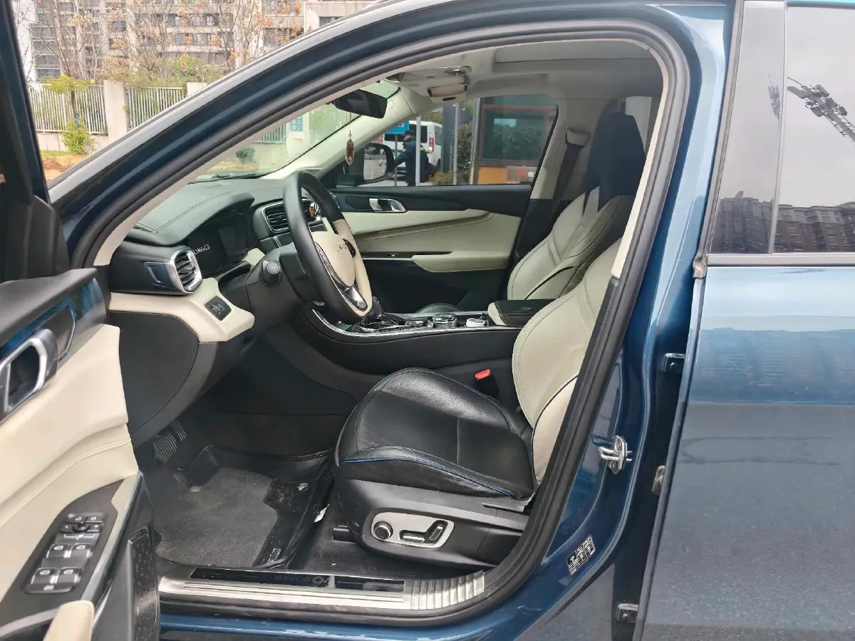 2017 Foton Sauvana 2.0T 218HP L4 6AT,autocango,china used car exporter,china ev exporter,chinese used car exporter,chinese used ev exporter