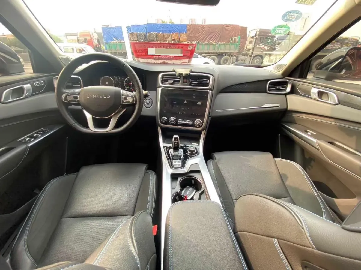 2019 LYNK&CO 01 EM-P 1.5T 180HP L3 7DCT PHEV 9.4KWH,autocango,china used car exporter,china ev exporter,chinese used car exporter,chinese used ev exporter