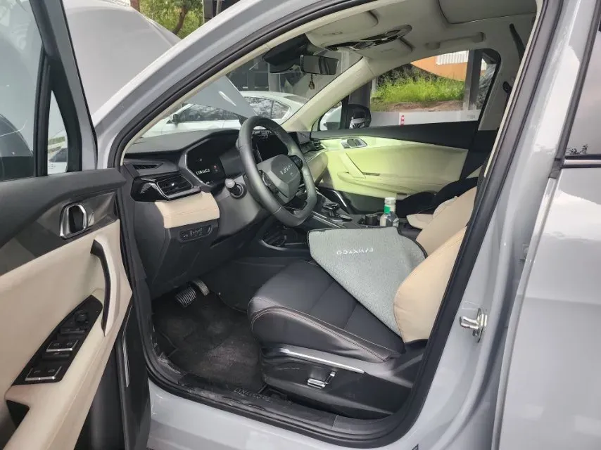 2023 LYNK&CO 03 2.0T 254HP L4 7DCT,autocango,china used car exporter,china ev exporter,chinese used car exporter,chinese used ev exporter