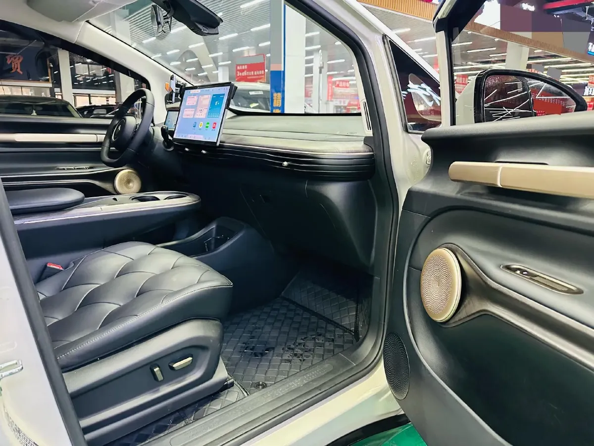 2023 BaoJun Cloud BEV 50.6KWH,autocango,china used car exporter,china ev exporter,chinese used car exporter,chinese used ev exporter