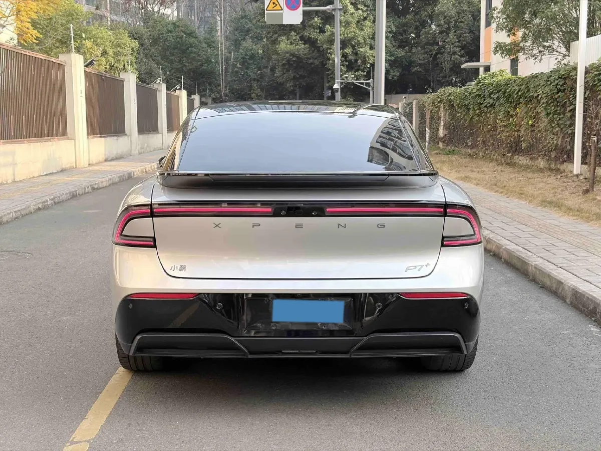 2024 Xpeng P7+ BEV 60.7KWH,autocango,china used car exporter,china ev exporter,chinese used car exporter,chinese used ev exporter