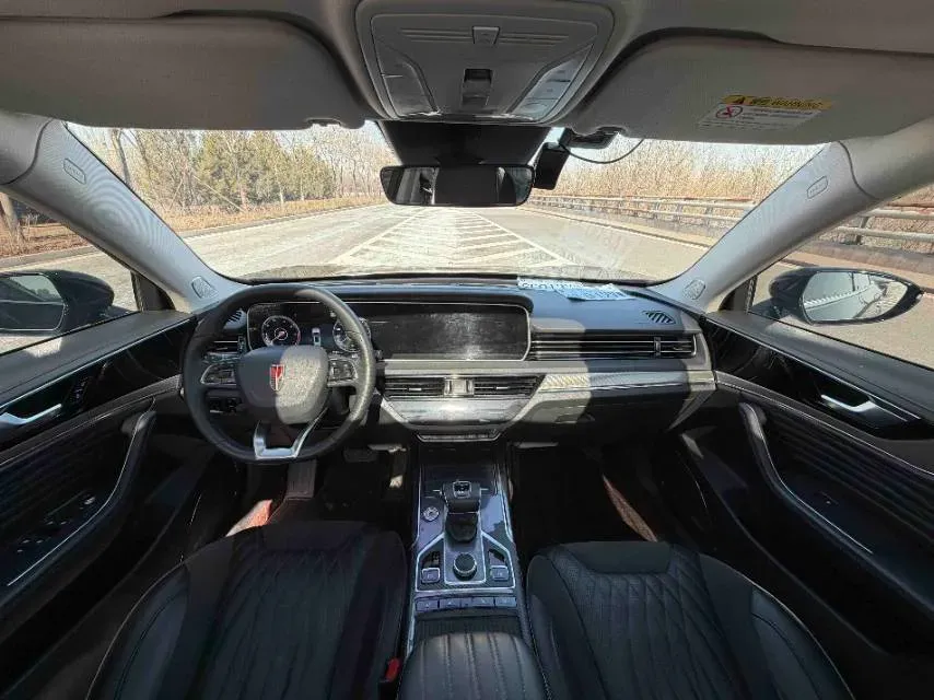 2022 HongQi HS5 2.0T 224HP L4 6AT,autocango,china used car exporter,china ev exporter,chinese used car exporter,chinese used ev exporter